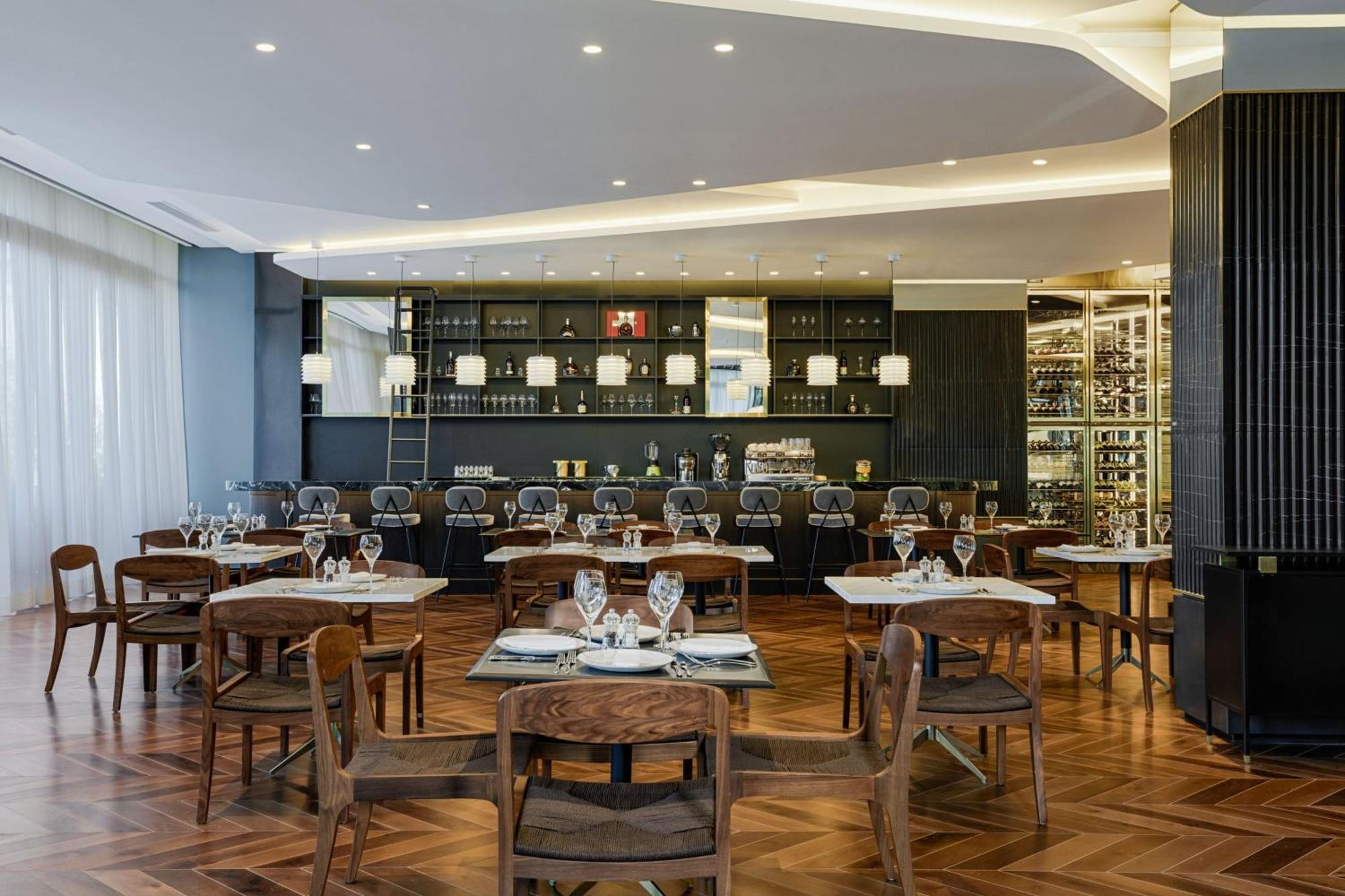 Le Meridien Batumi Esterno foto