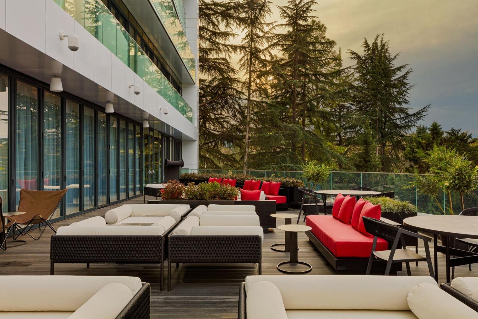 Le Meridien Batumi Esterno foto