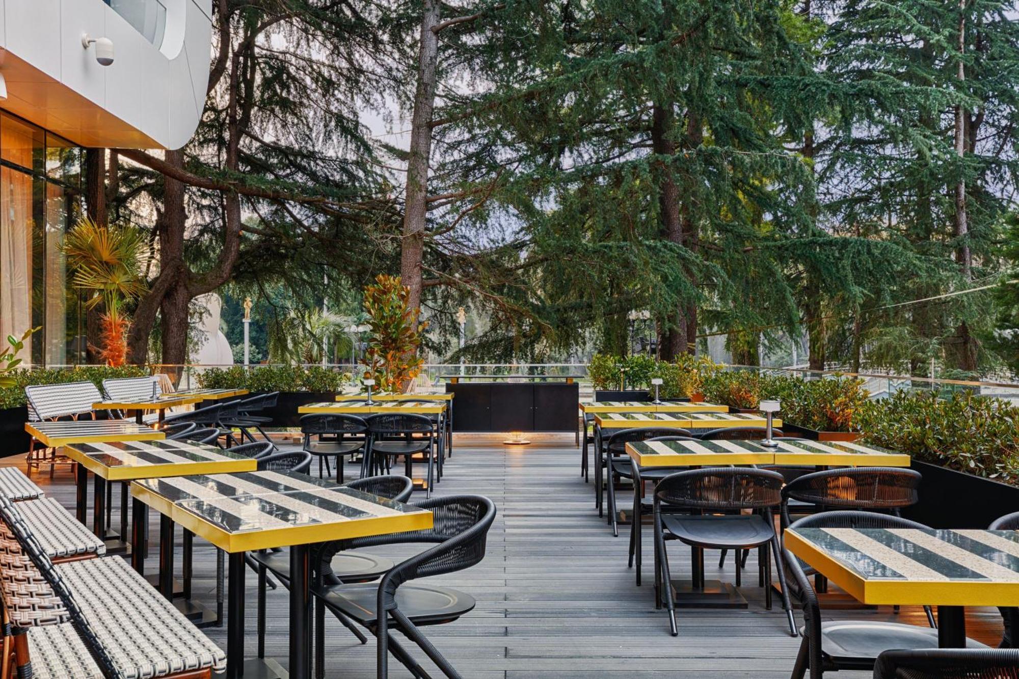 Le Meridien Batumi Esterno foto