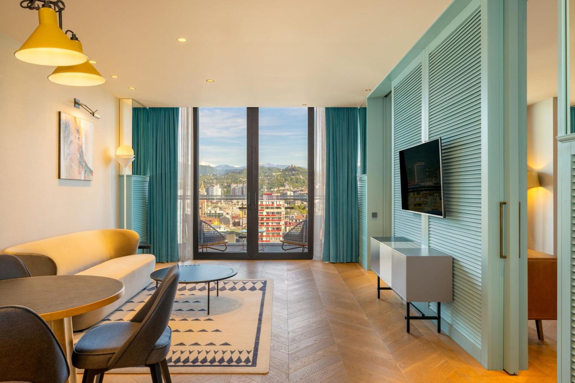 Le Meridien Batumi Esterno foto